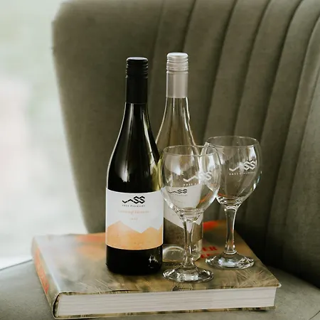 Vass Vendeghaz Es Pinceszet ヴィラ Felsőörs