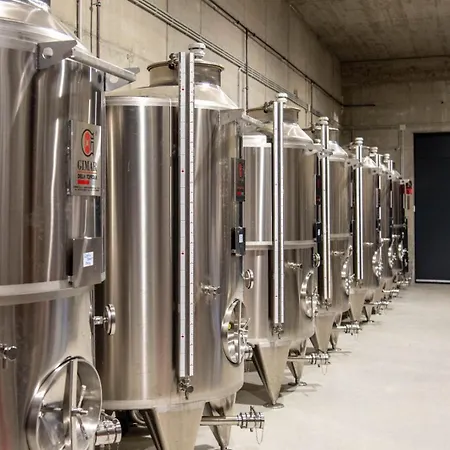 Vass Vendeghaz Es Pinceszet Felsőörs