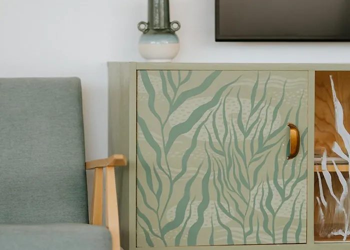 Vass Vendeghaz Es Pinceszet *